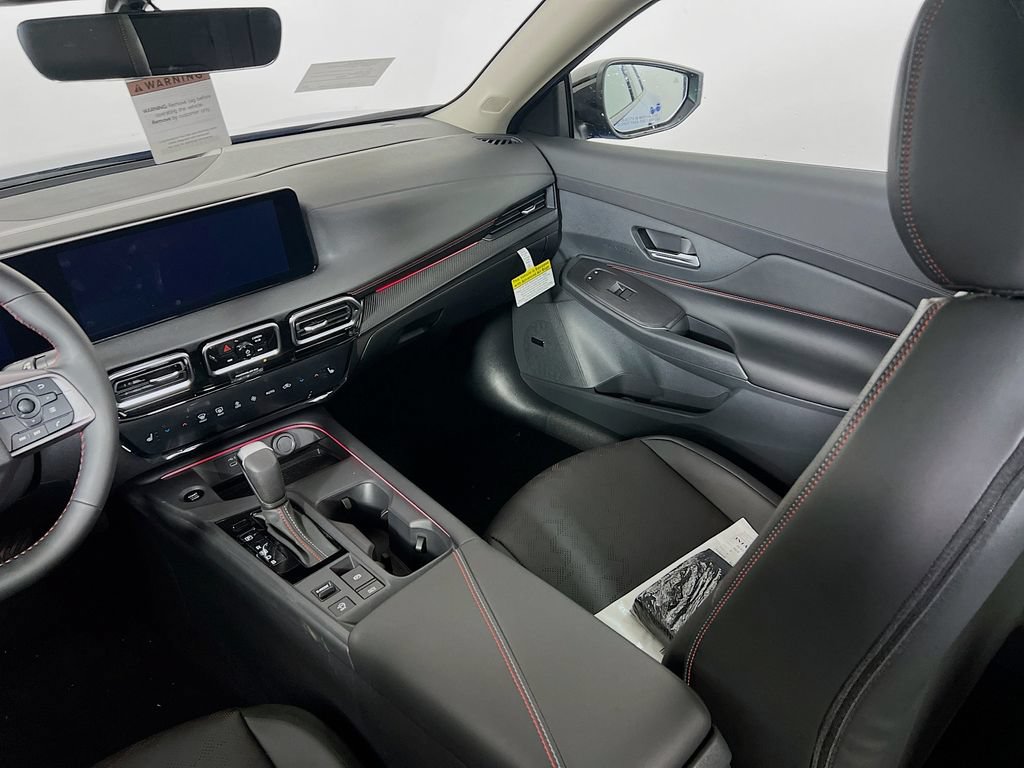 New 2026 Nissan Sentra SR w/ SR Premium Package FWD image 23