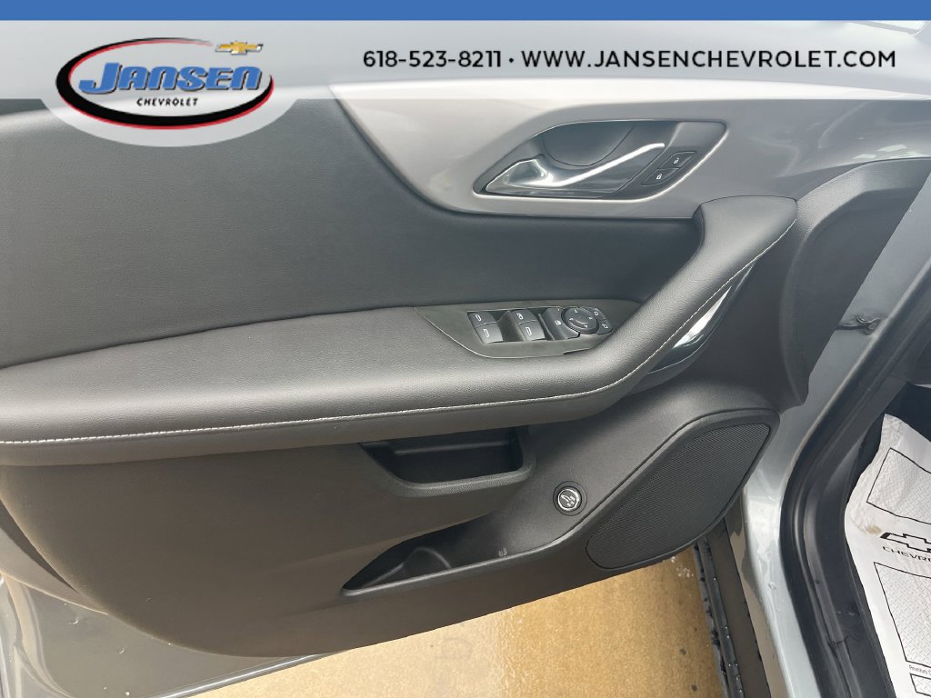 Used 2023 Chevrolet Blazer LT w/ Convenience Package FWD image 21
