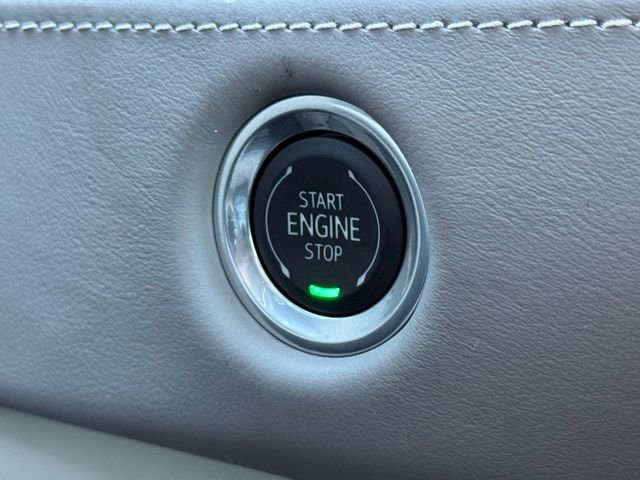 Certified 2025 Cadillac Escalade ESV Sport Platinum image 22