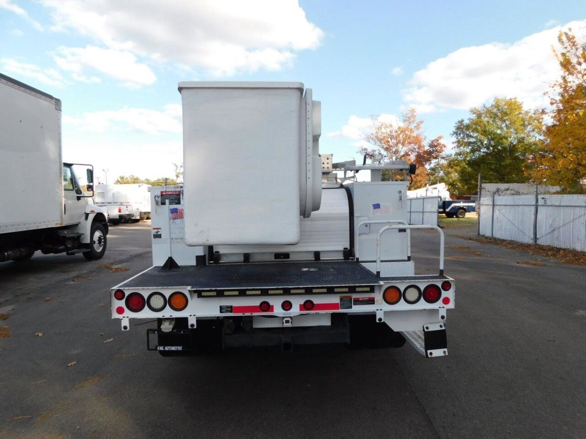 Used 2011 Ford F550 2WD Regular Cab Super Duty w/ PWR Equipment Group image 3