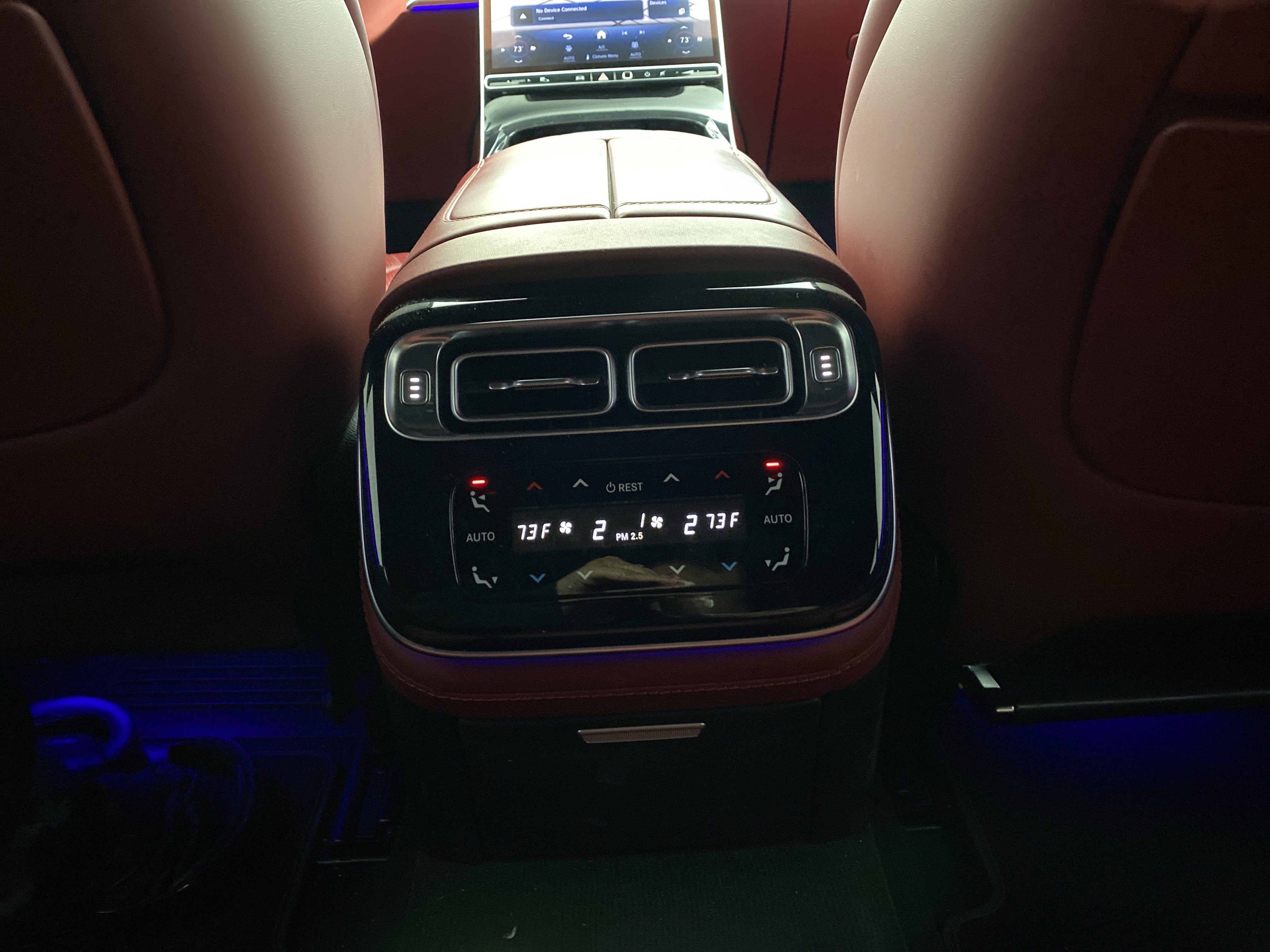 Used 2023 Mercedes-Benz S 580 4MATIC Sedan w/ 3D Technology Package image 27