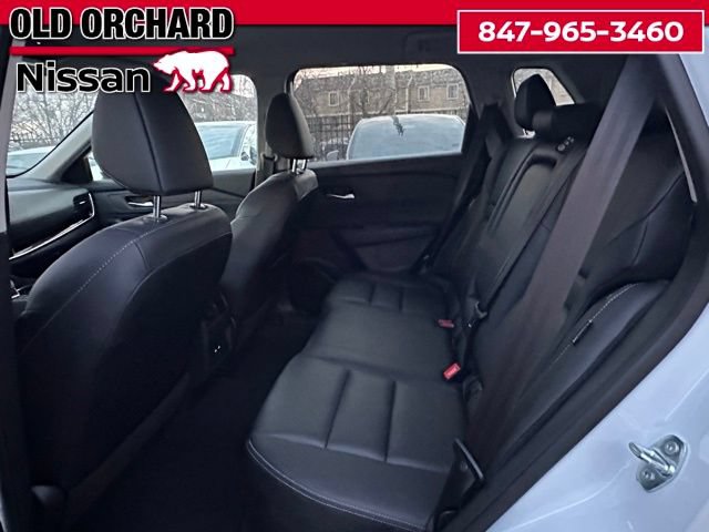 Used 2024 Nissan Rogue SL AWD/4WD image 12