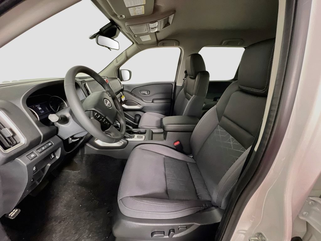 New 2026 Nissan Frontier SV w/ SV Convenience Package AWD/4WD image 18