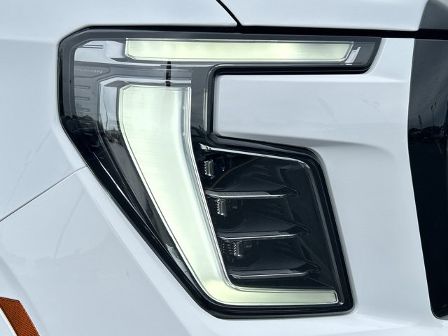 New 2026 GMC Yukon AT4 w/ AT4 Premium Plus Package AWD/4WD image 20