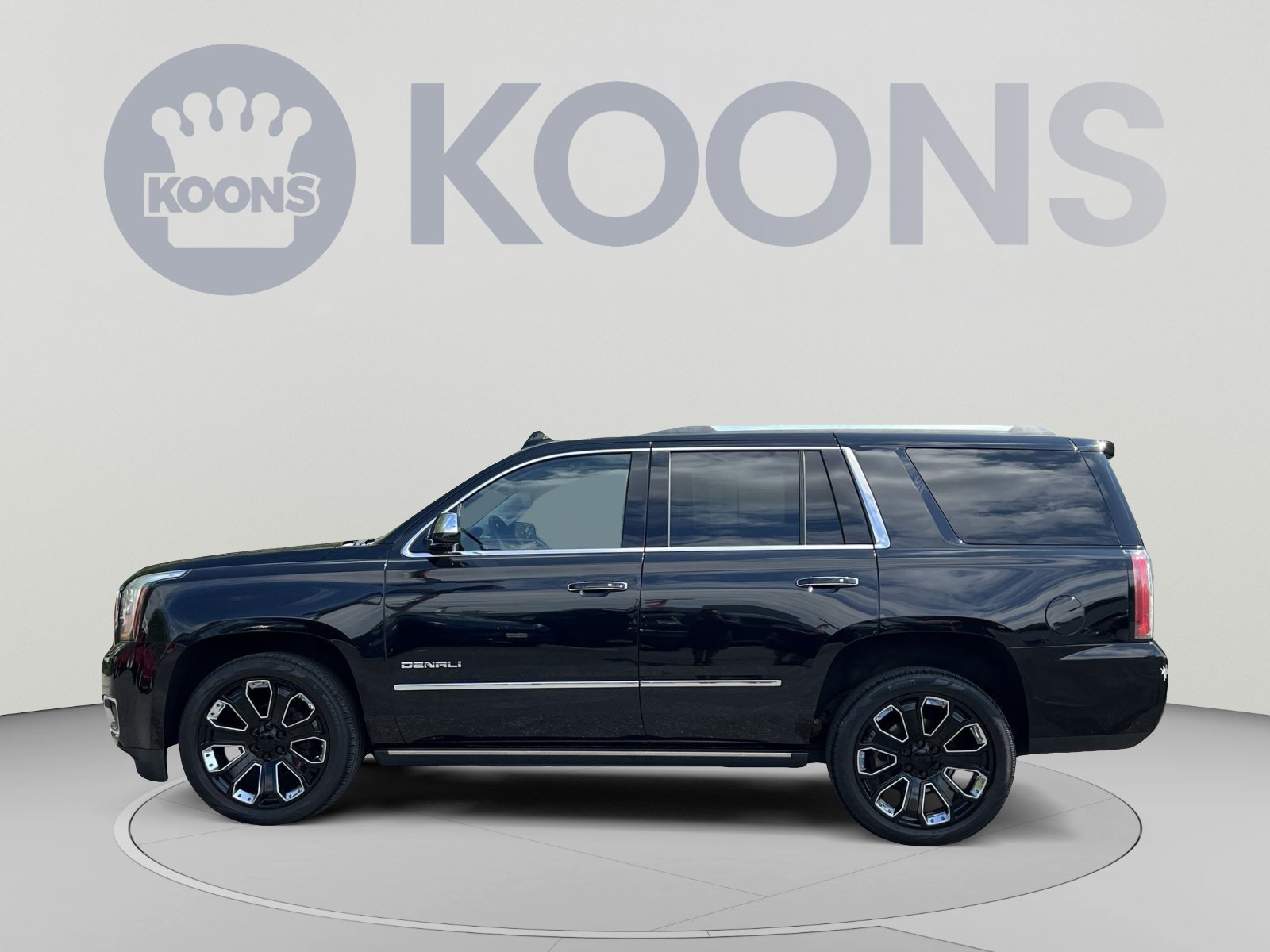 Used 2019 GMC Yukon Denali w/ Denali Ultimate Package AWD/4WD image 5
