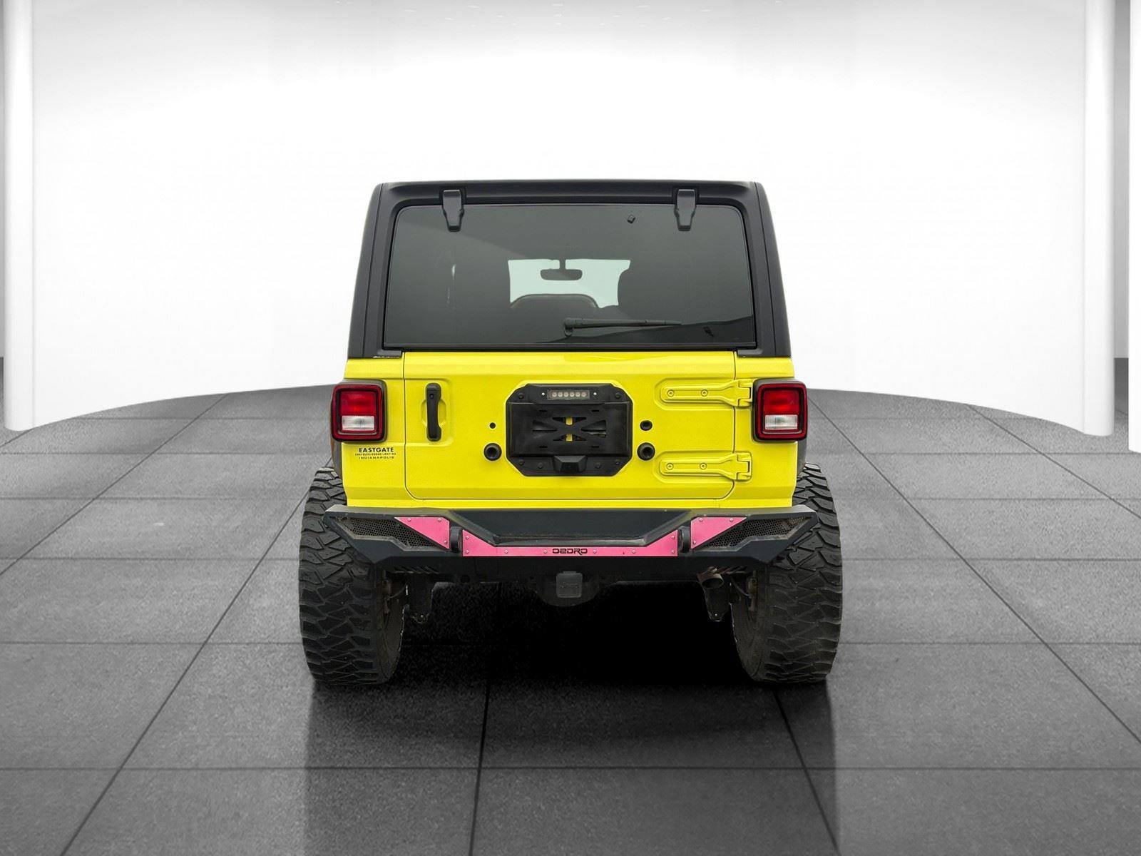 Used 2023 Jeep Wrangler Unlimited Rubicon w/ Cold Weather Group image 6