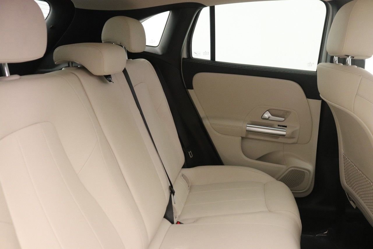 Certified 2023 Mercedes-Benz GLA 250 image 31