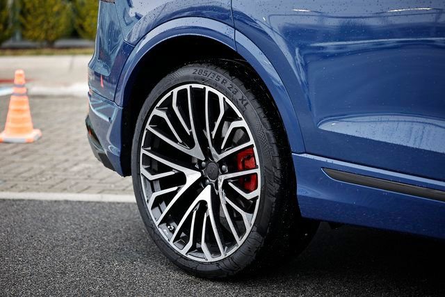 New 2026 Audi SQ8 Prestige AWD/4WD image 5