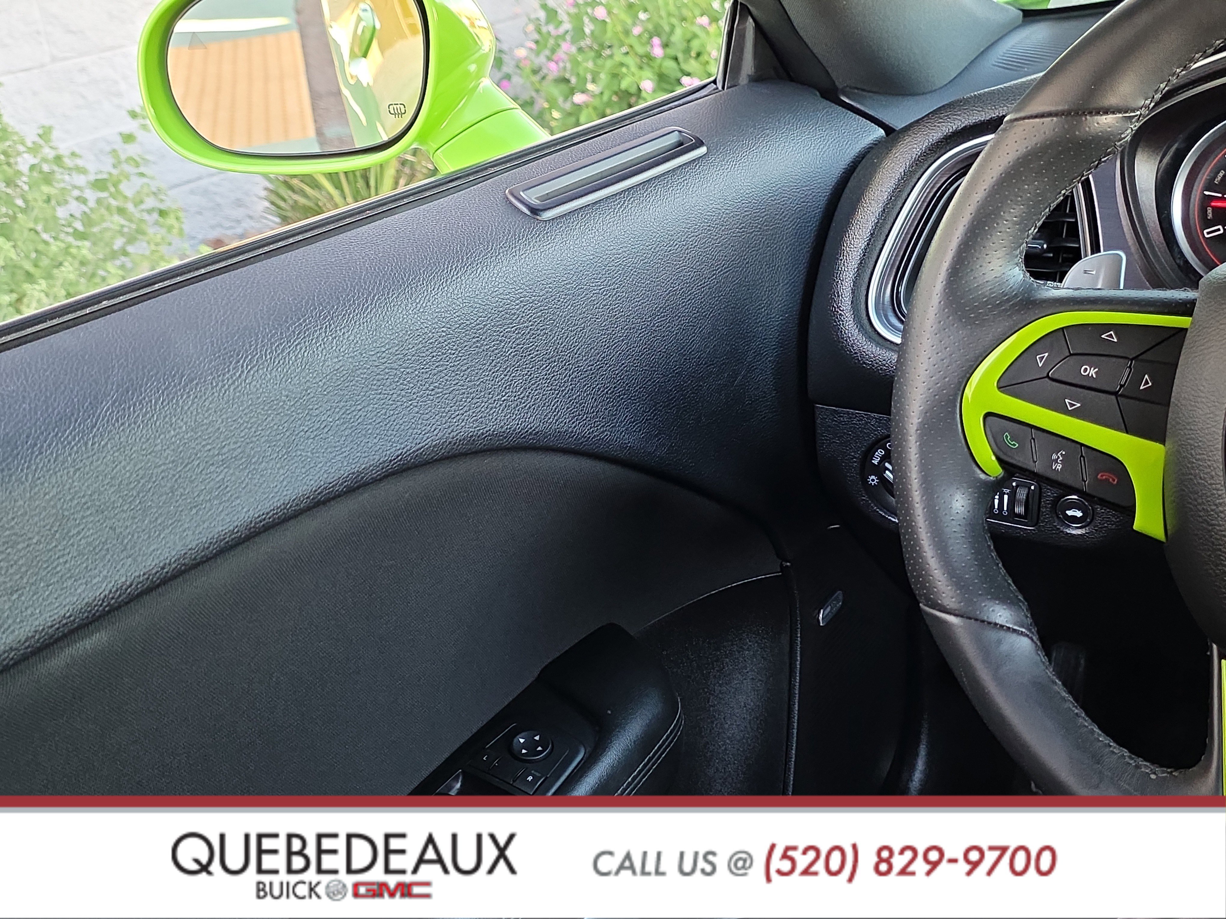 Used 2015 Dodge Challenger R/T image 23