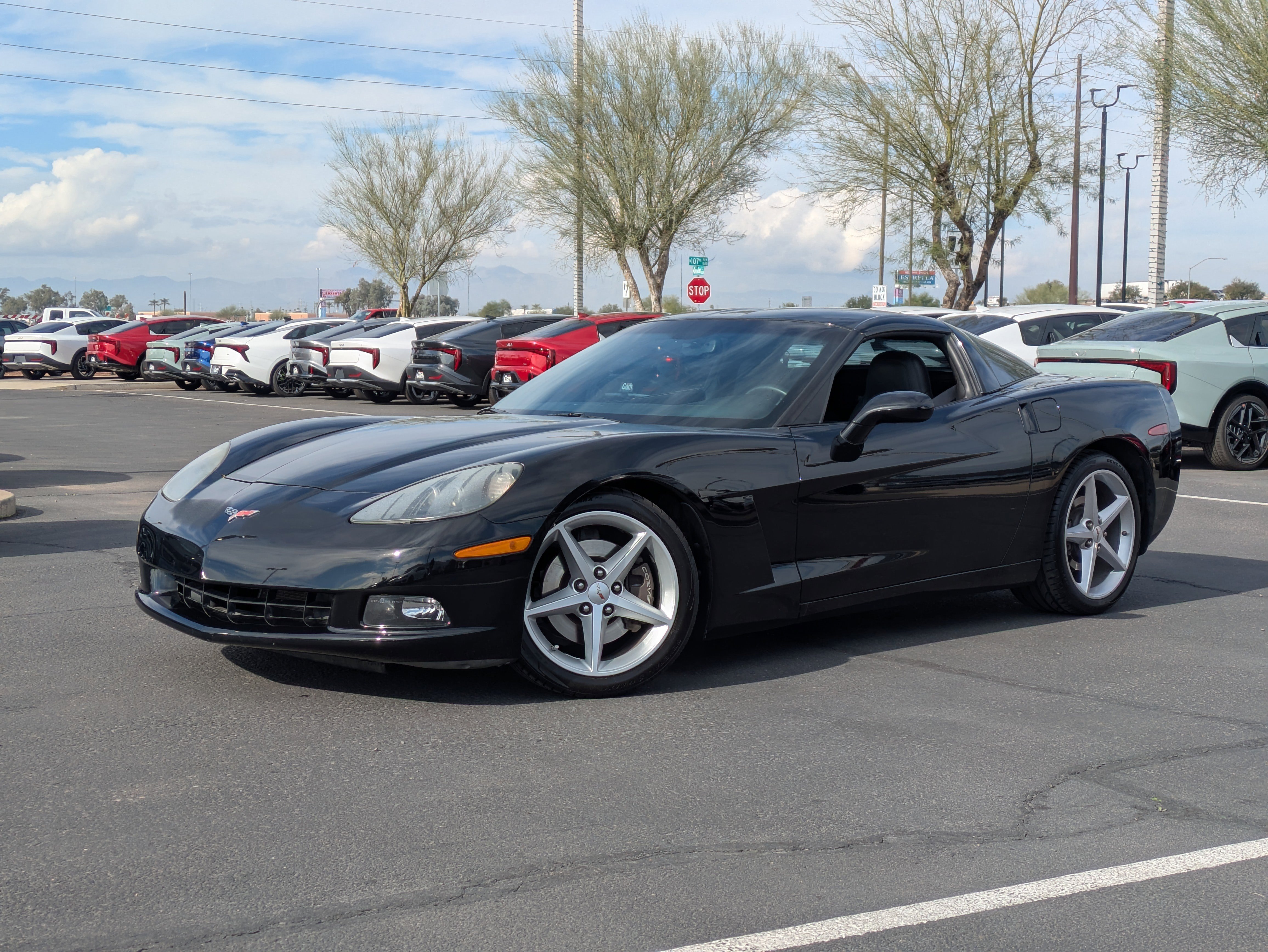 Used 2011 Chevrolet Corvette Coupe w/ 1LT image 31