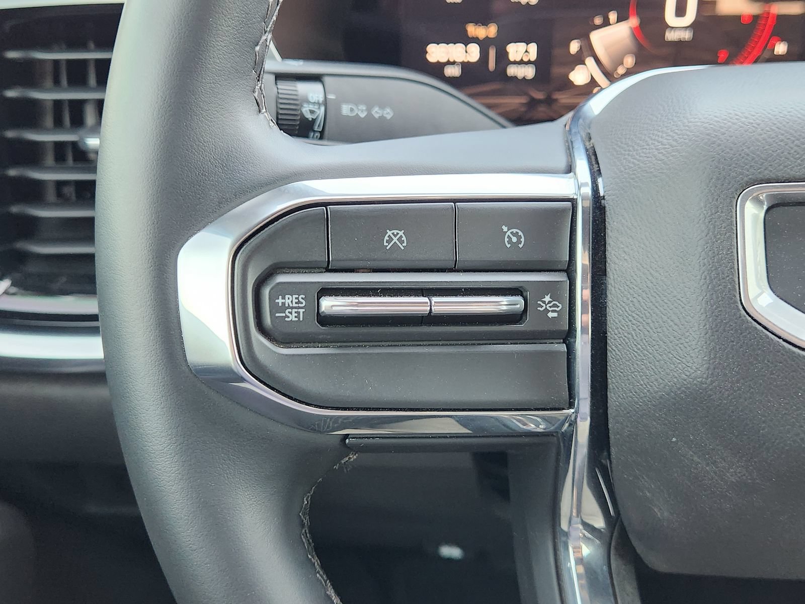 New 2026 GMC Canyon Elevation w/ Convenience Package RWD image 33