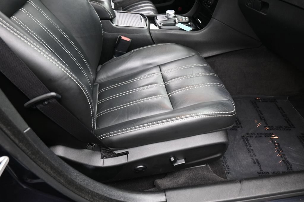 Used 2018 Chrysler 300 S w/ 300S Premium Group RWD image 45