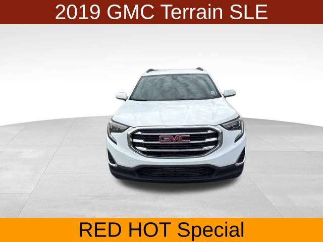 Used 2019 GMC Terrain SLE w/ Driver Convenience Package image 2