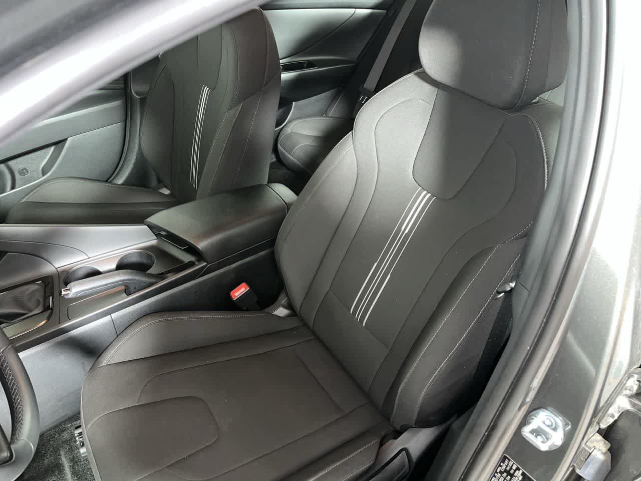 Used 2026 Hyundai Elantra Sport FWD image 15