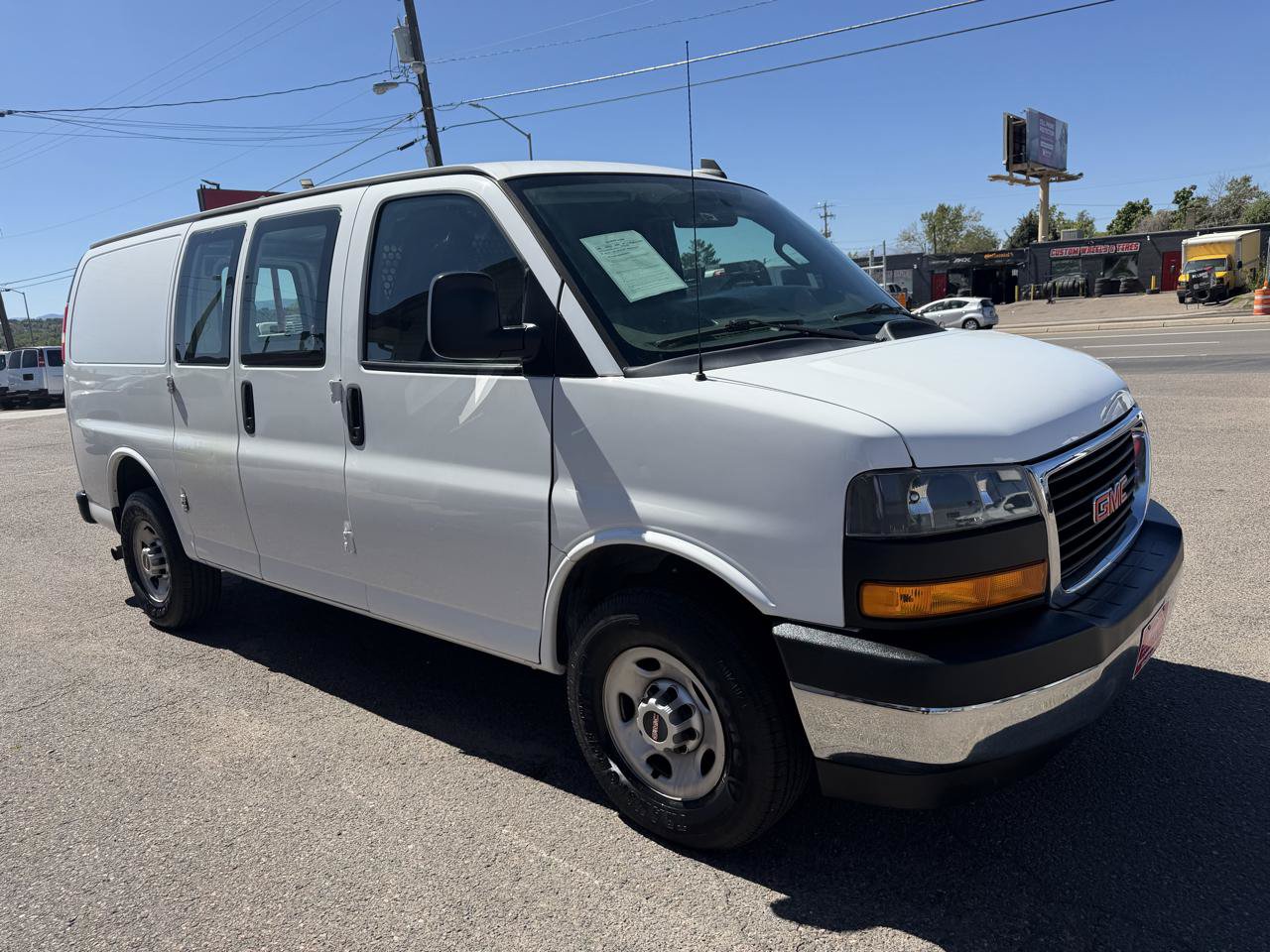 Used 2020 GMC Savana 2500 w/ Driver Convenience Package RWD image 2