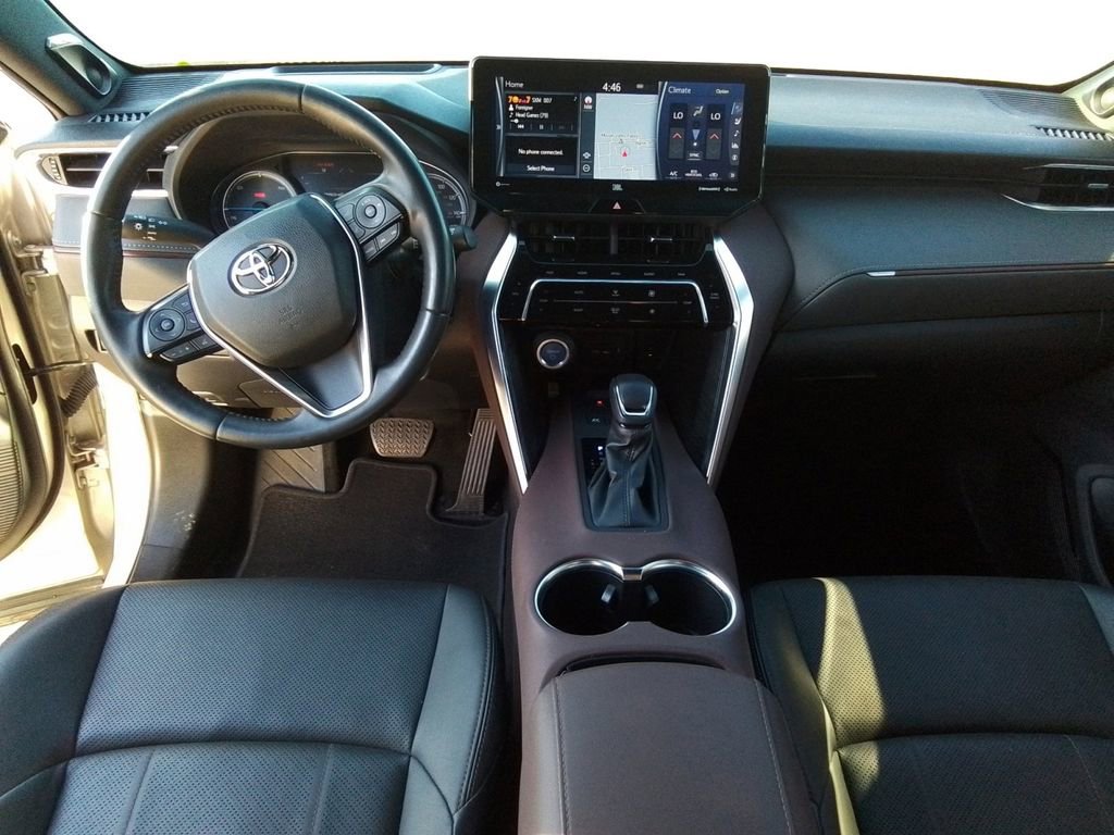 Used 2021 Toyota Venza Limited image 10