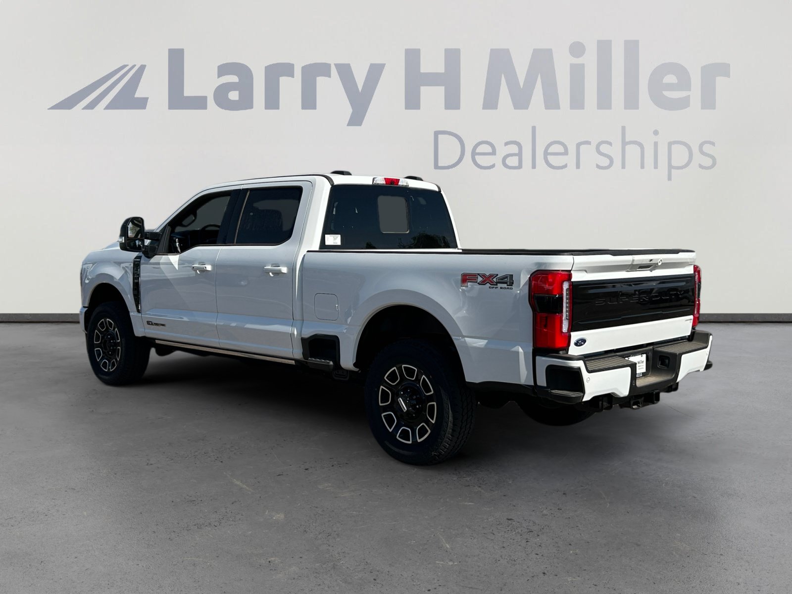 New 2026 Ford F250 Platinum AWD/4WD image 3