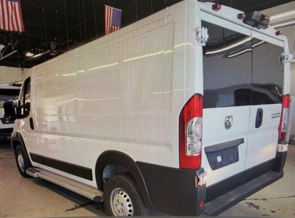 Used 2025 RAM ProMaster 2500 w/ U-Haul Equipment Group FWD image 3