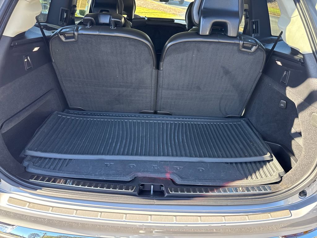 Used 2024 Volvo XC90 B5 Core w/ Protection Package Premier image 27
