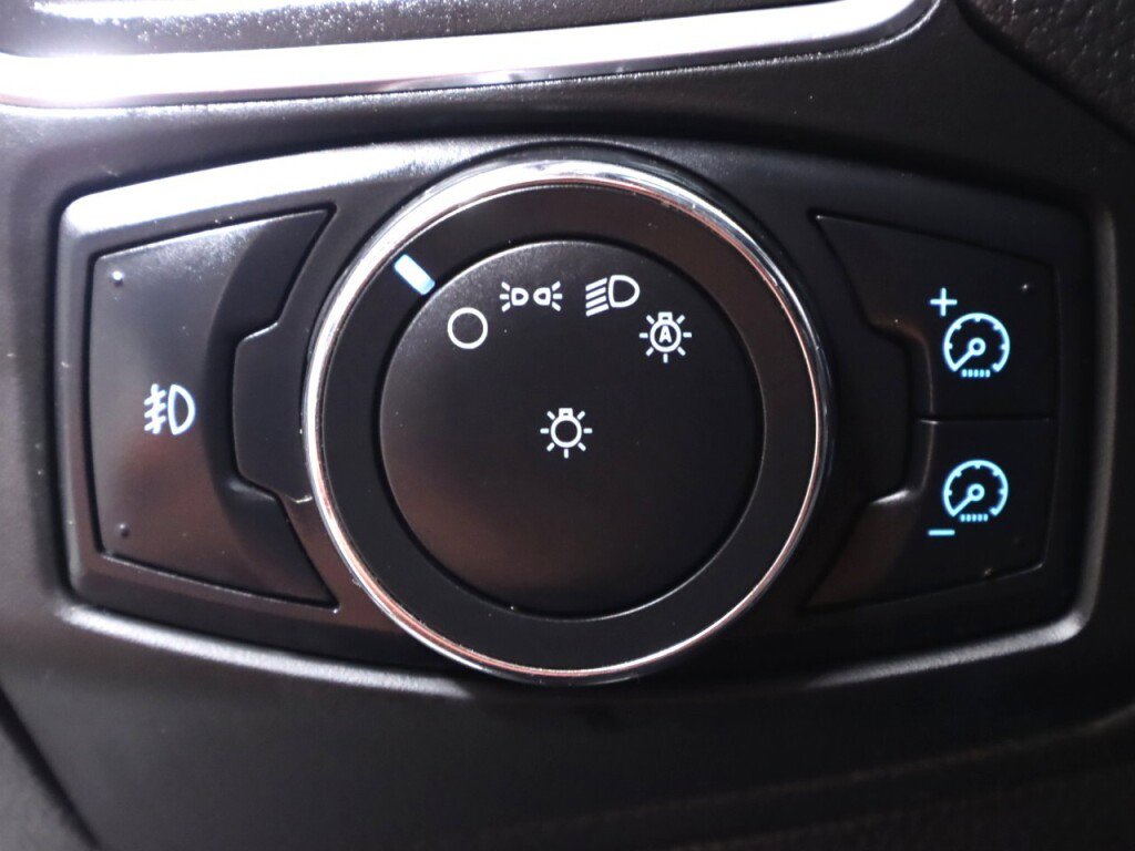 Used 2012 Ford Focus Titanium image 10