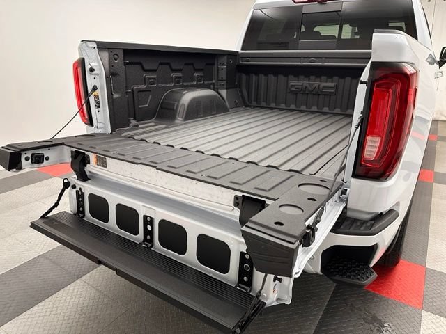 New 2026 GMC Sierra 1500 Denali AWD/4WD image 28