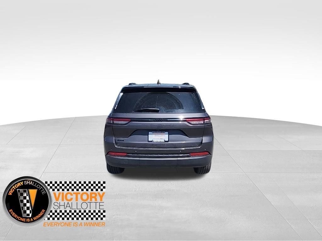 Used 2023 Jeep Grand Cherokee Altitude image 22