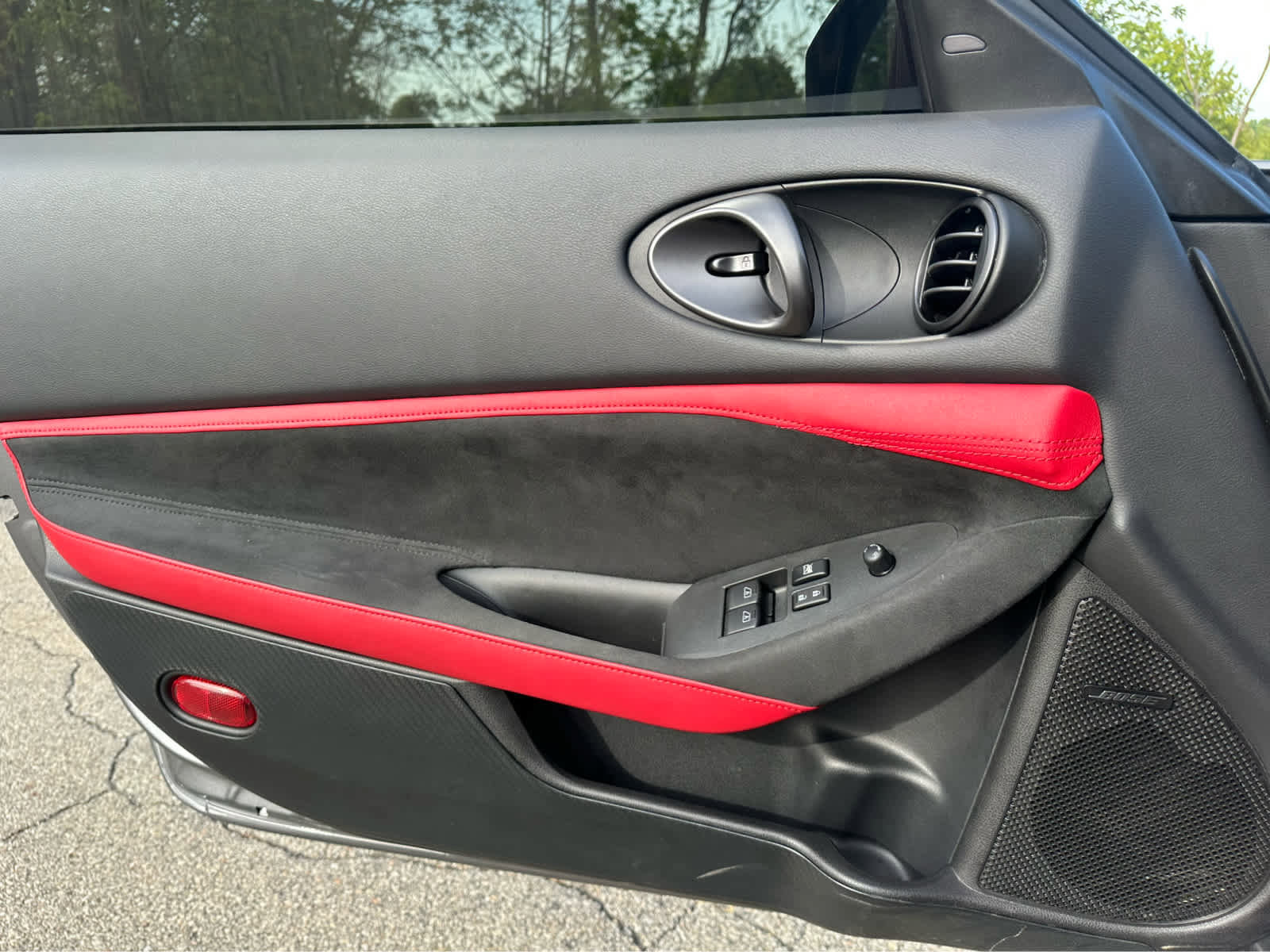 Used 2024 Nissan Z Performance w/ Floor Mat Package RWD image 19