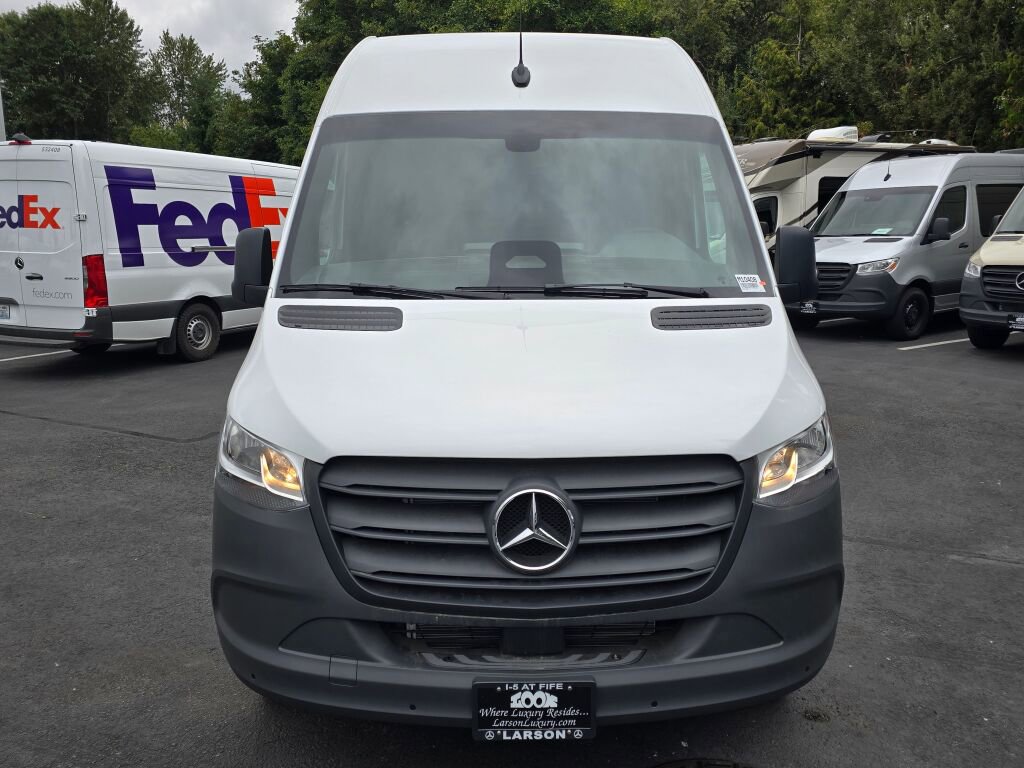New 2025 Mercedes-Benz Sprinter 2500 image 9