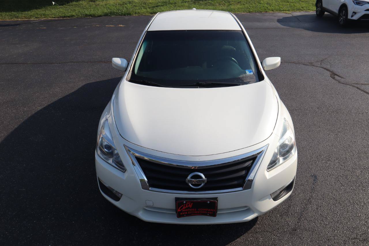 Used 2014 Nissan Altima 2.5 S w/ Display Audio Package FWD image 4