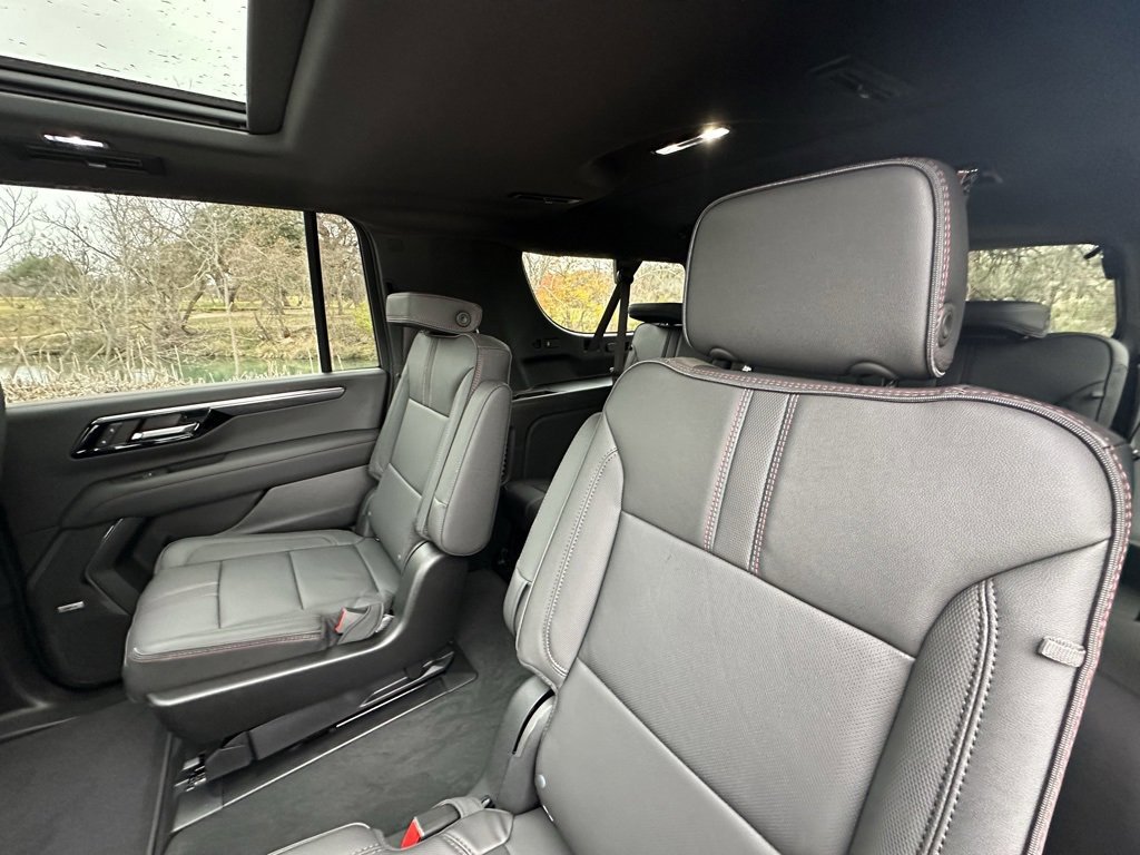 New 2026 Chevrolet Suburban RST w/ RST Capability Package image 24