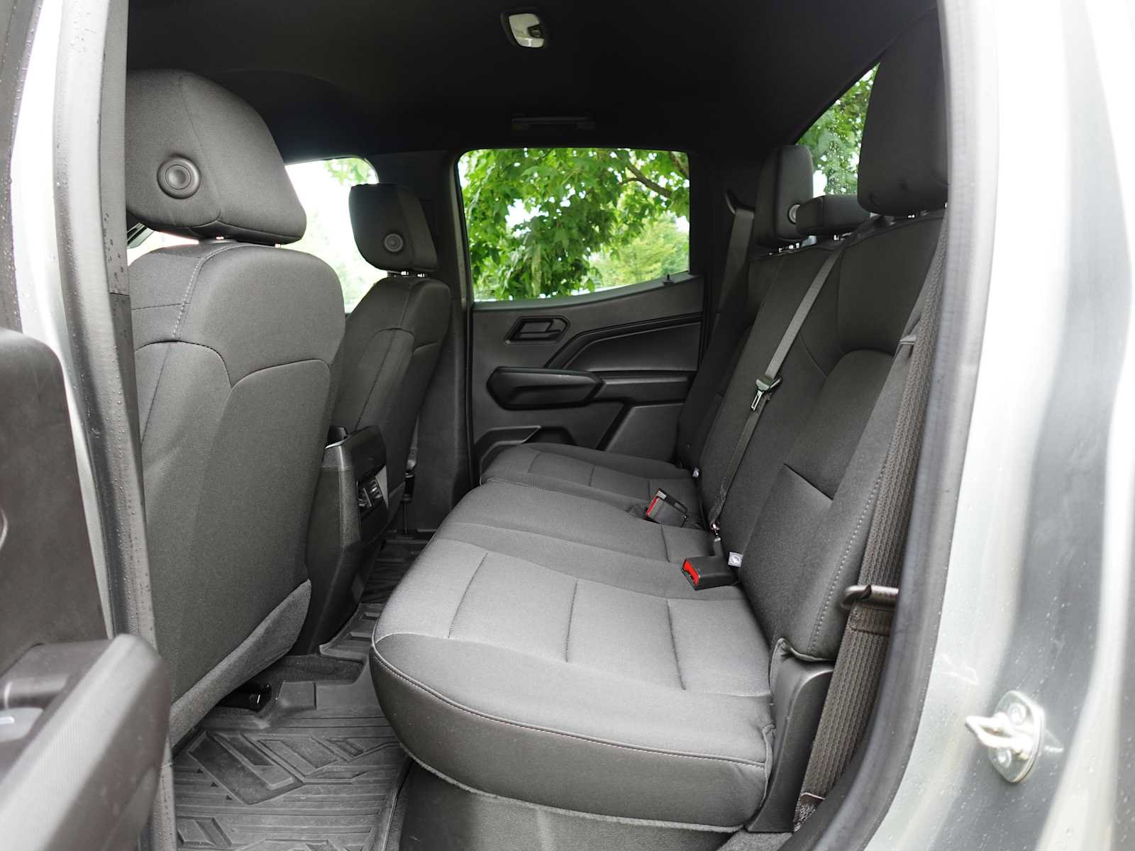 Used 2024 Chevrolet Colorado Trail Boss w/ Advanced Trailering Package AWD/4WD image 26
