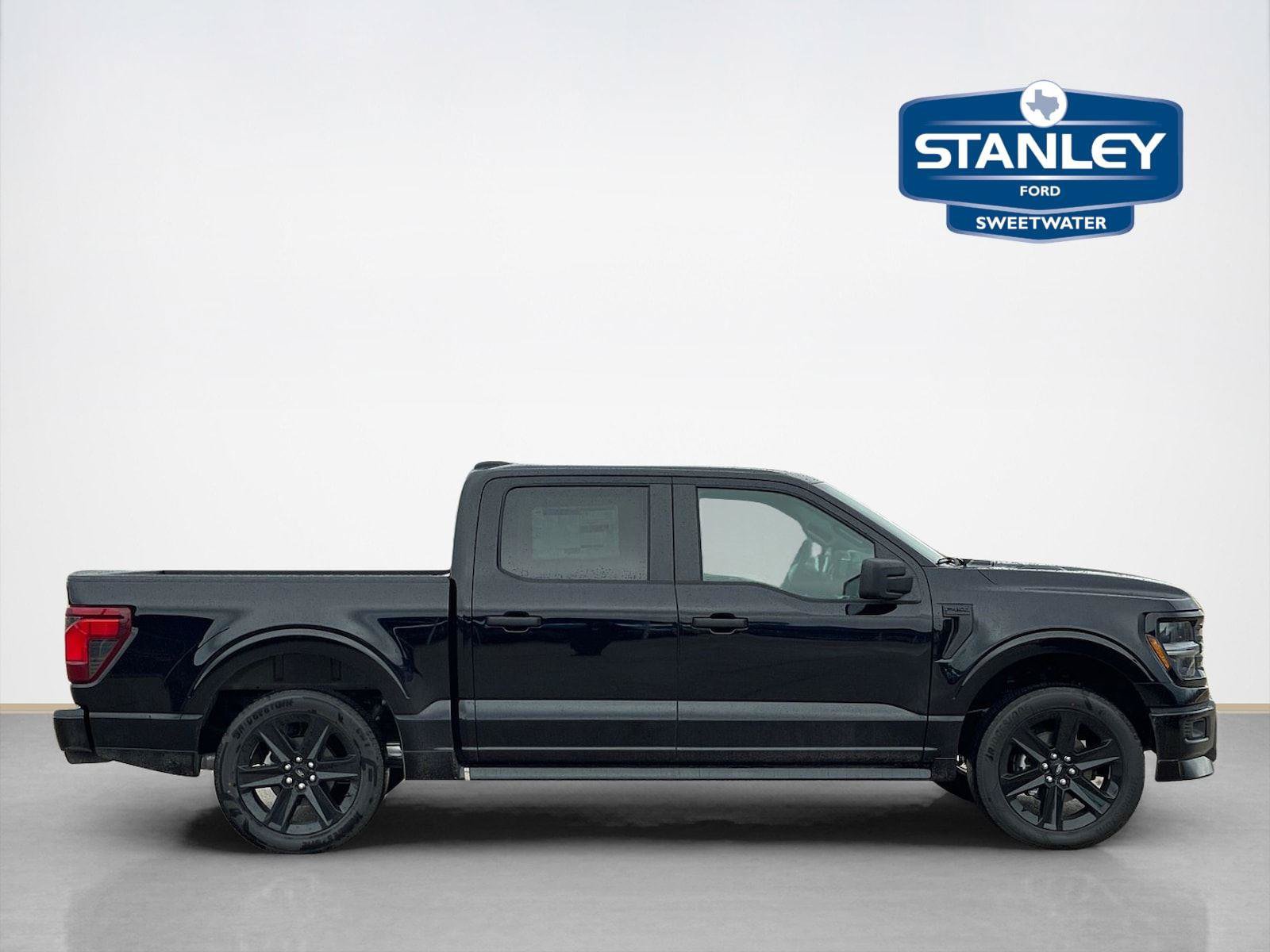 New 2026 Ford F150 STX w/ F-150 LOBO Package AWD/4WD image 9