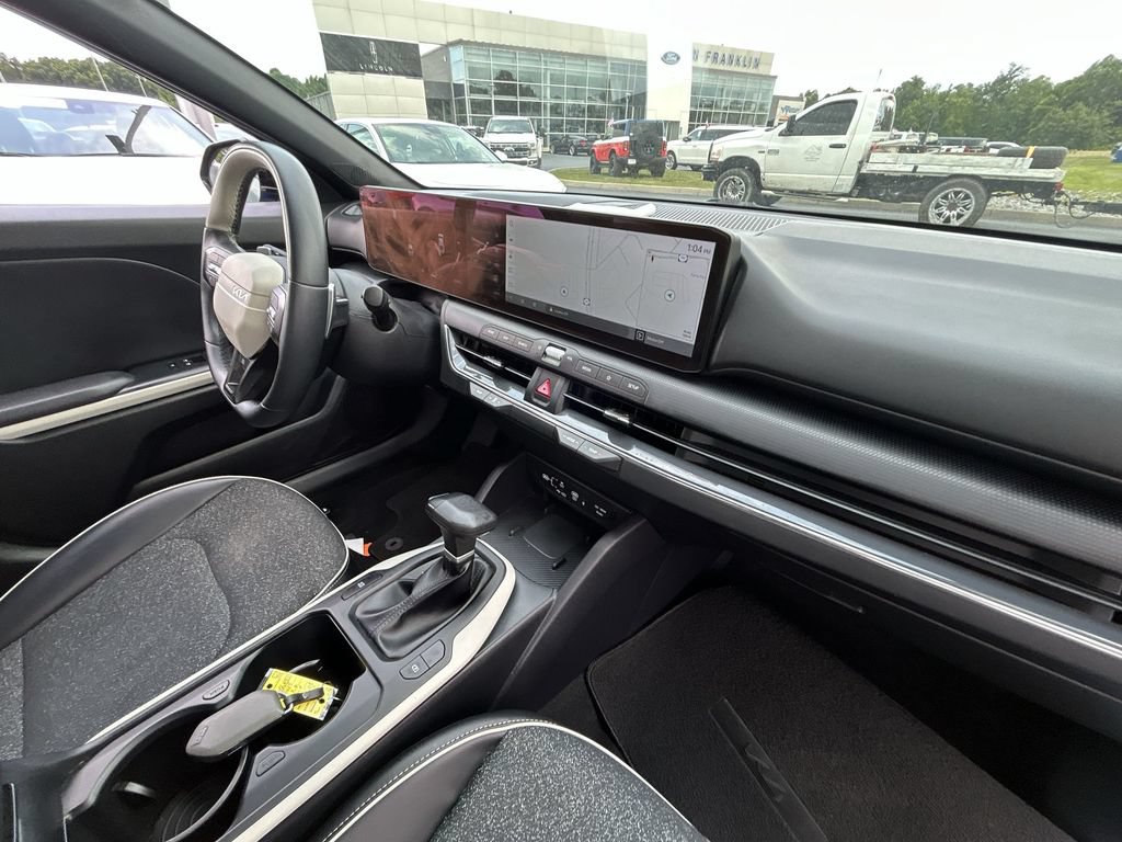 Used 2025 Kia K4 GT-Line w/ GT-Line Sunroof Package FWD image 11