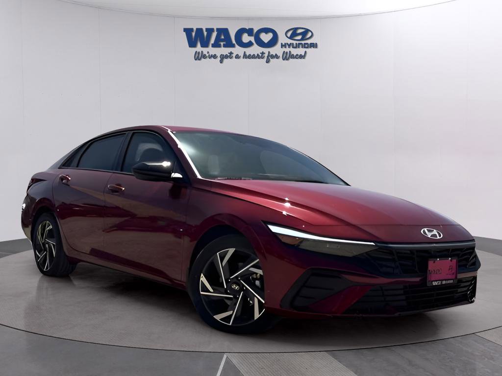 Used 2025 Hyundai Elantra Sport image 1