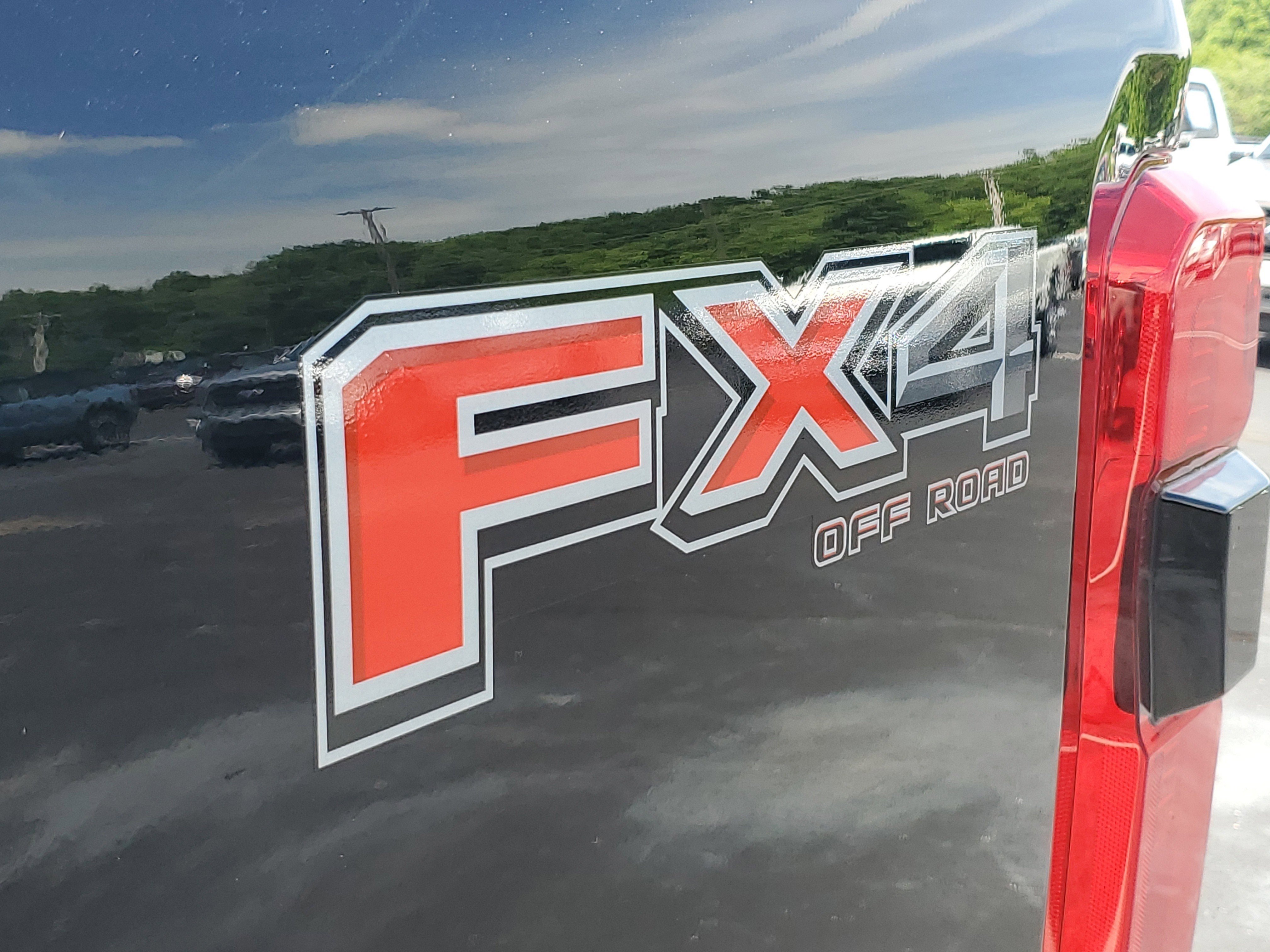 New 2025 Ford F250 Platinum image 9