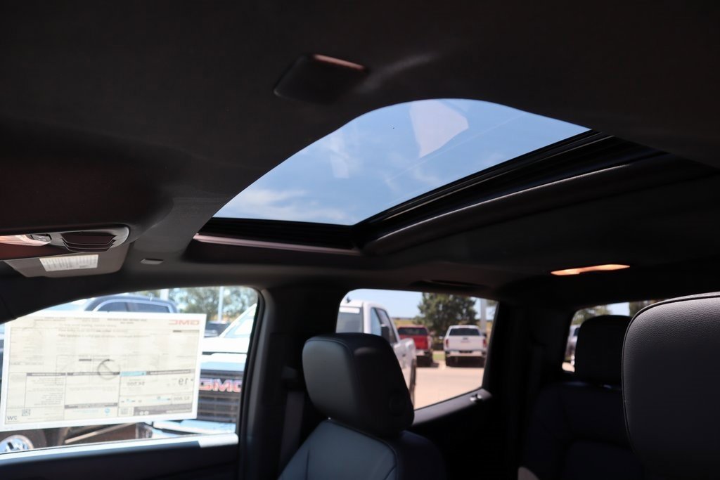 New 2026 GMC Canyon Elevation w/ Convenience Package image 16