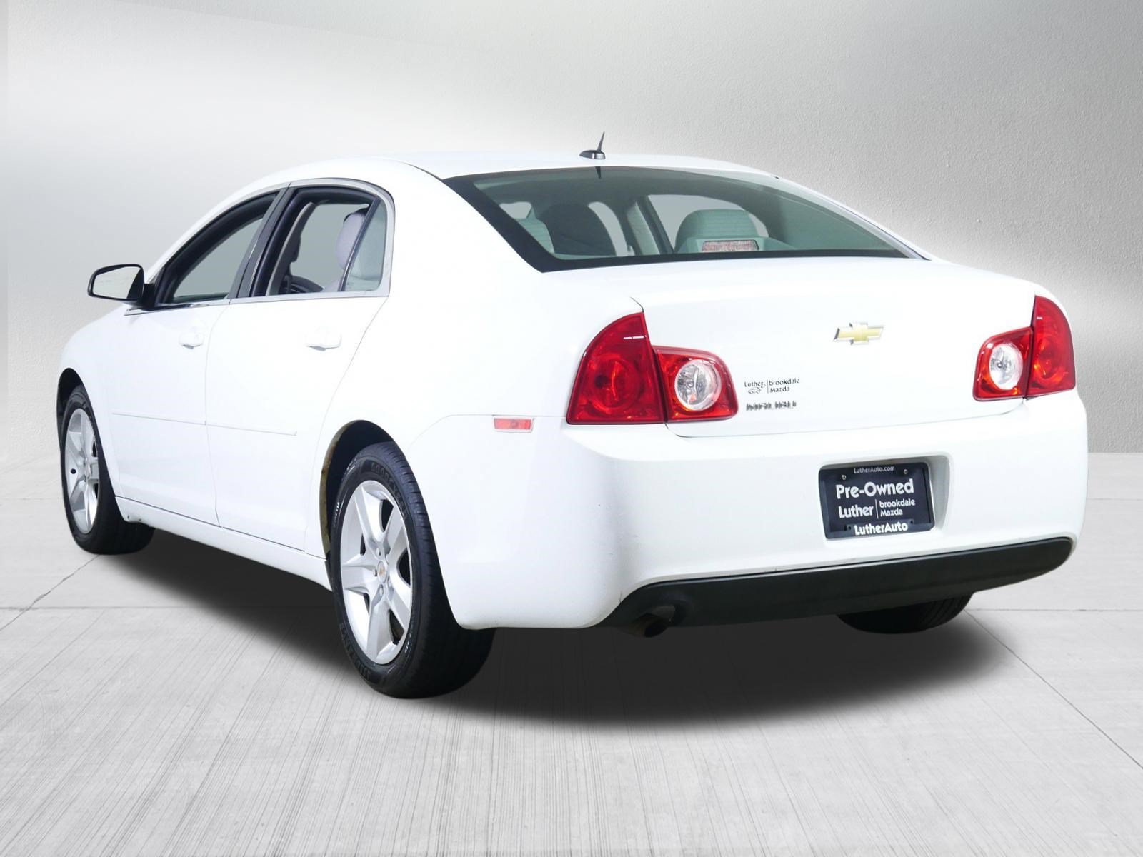 Used 2011 Chevrolet Malibu LS FWD image 5