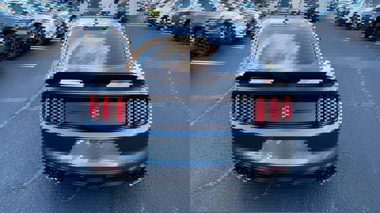 Used 2020 Ford Mustang Shelby GT350 w/ Technology Package image 26