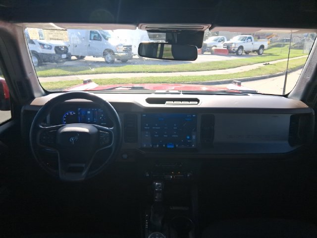 Used 2023 Ford Bronco Outer Banks AWD/4WD image 24