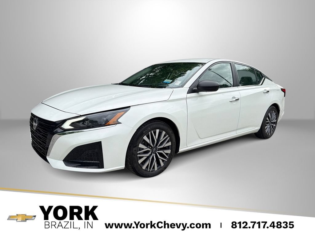 Used 2025 Nissan Altima 2.5 SV