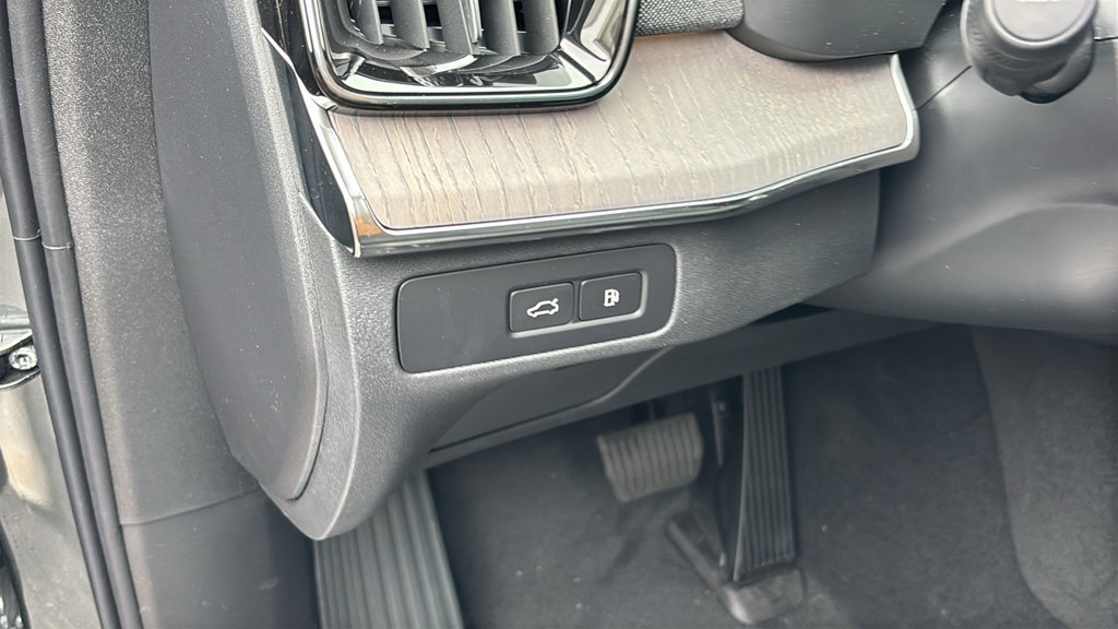 New 2027 Volvo XC90 T8 Ultra AWD/4WD image 15
