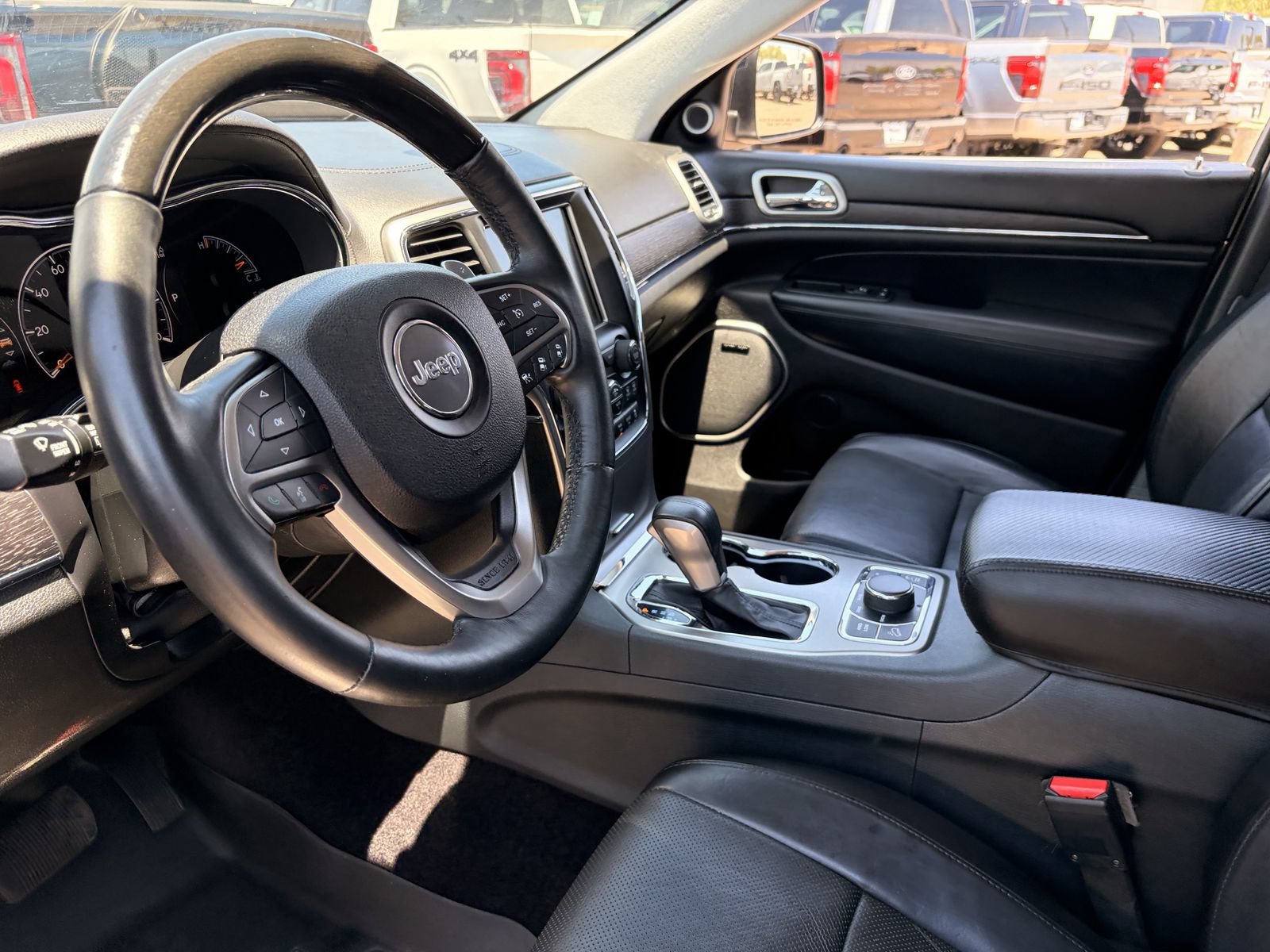 Used 2017 Jeep Grand Cherokee Summit w/ Platinum Series Group AWD/4WD image 17