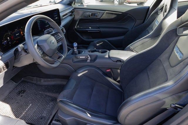 Used 2024 Ford Mustang Dark Horse image 2