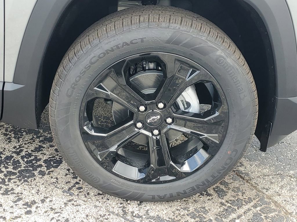 New 2026 Chevrolet Equinox LT w/ Midnight Edition FWD image 5