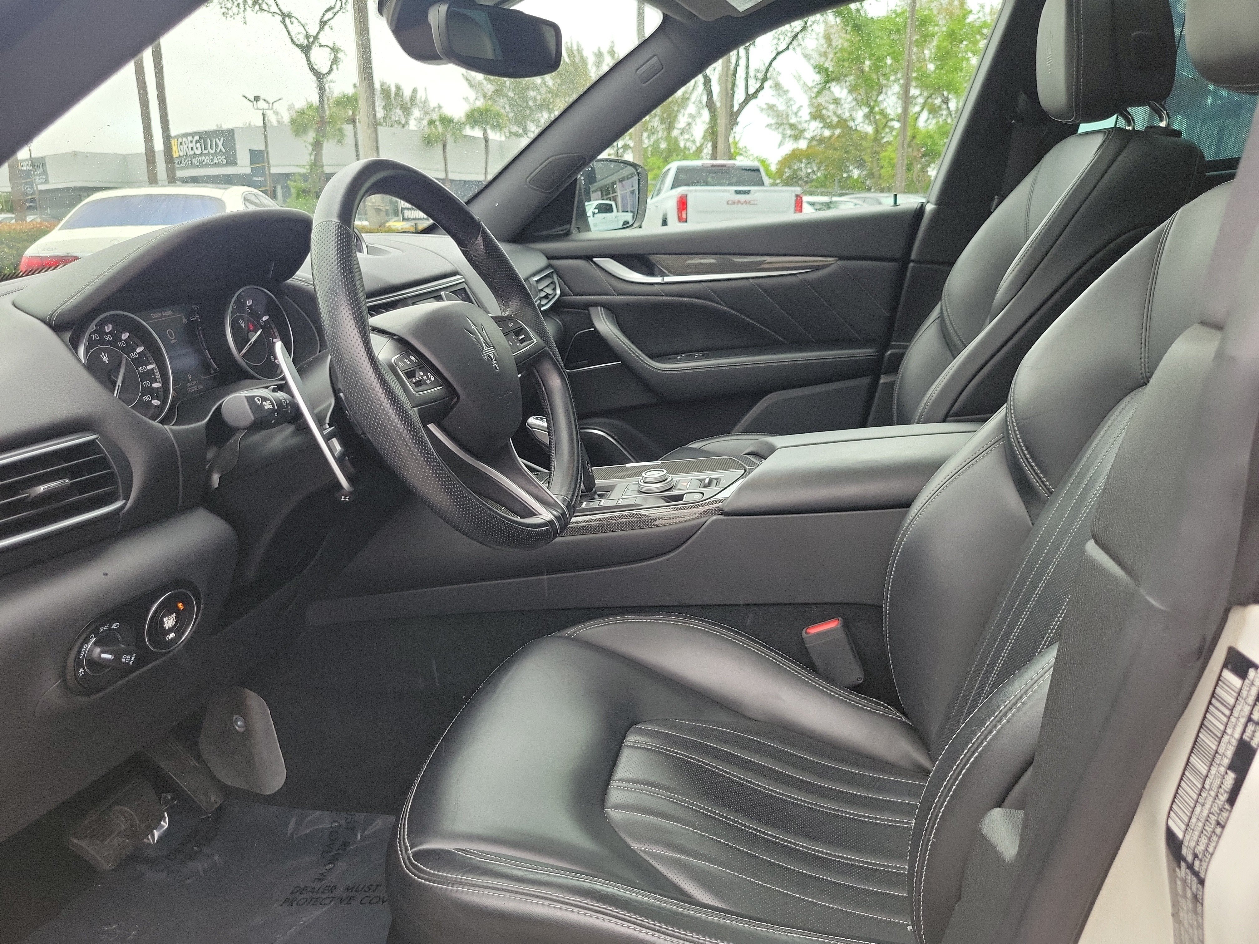Used 2023 Maserati Levante GT AWD/4WD image 13