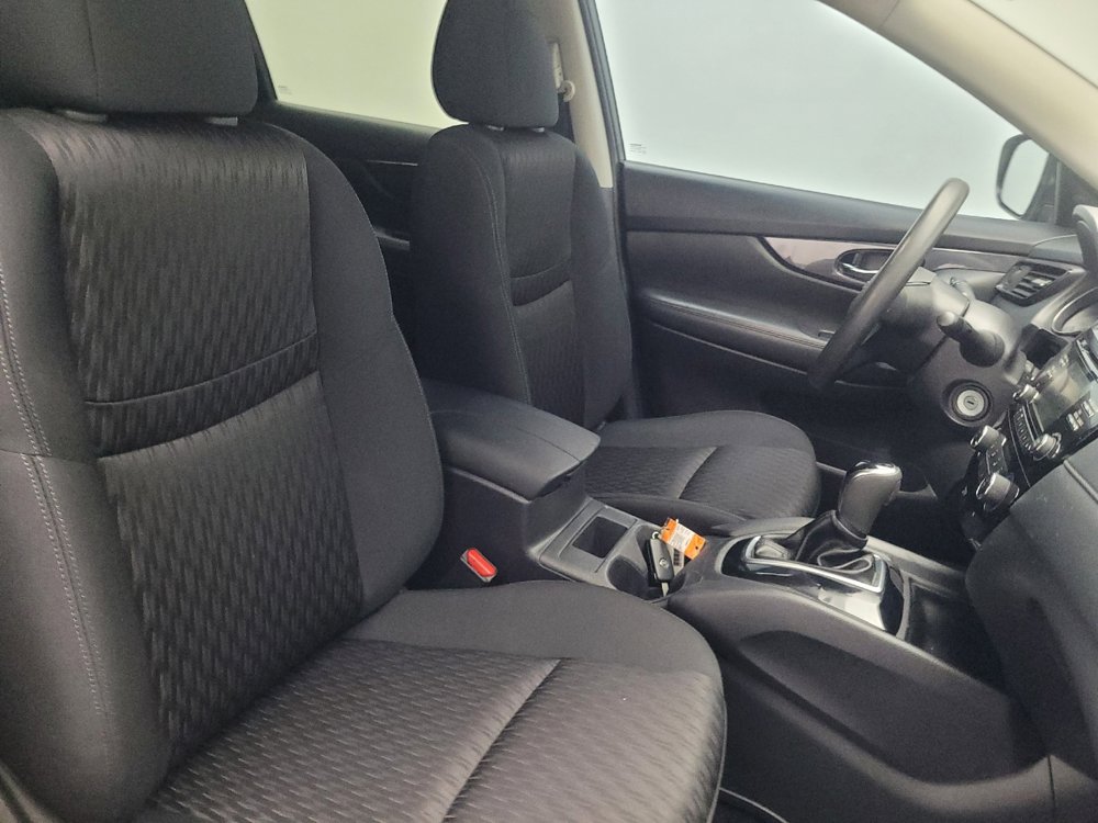 Used 2017 Nissan Rogue S w/ Appearance Package image 21