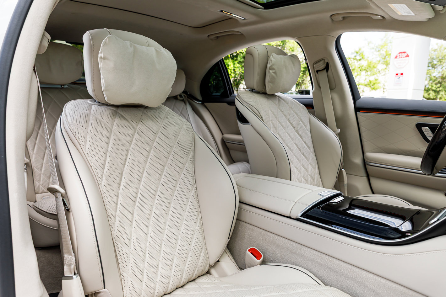 Used 2025 Mercedes-Benz S 580 4MATIC Sedan image 37