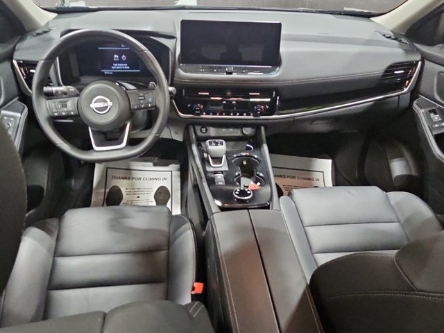 Used 2024 Nissan Rogue SL w/ SL Premium Package image 12