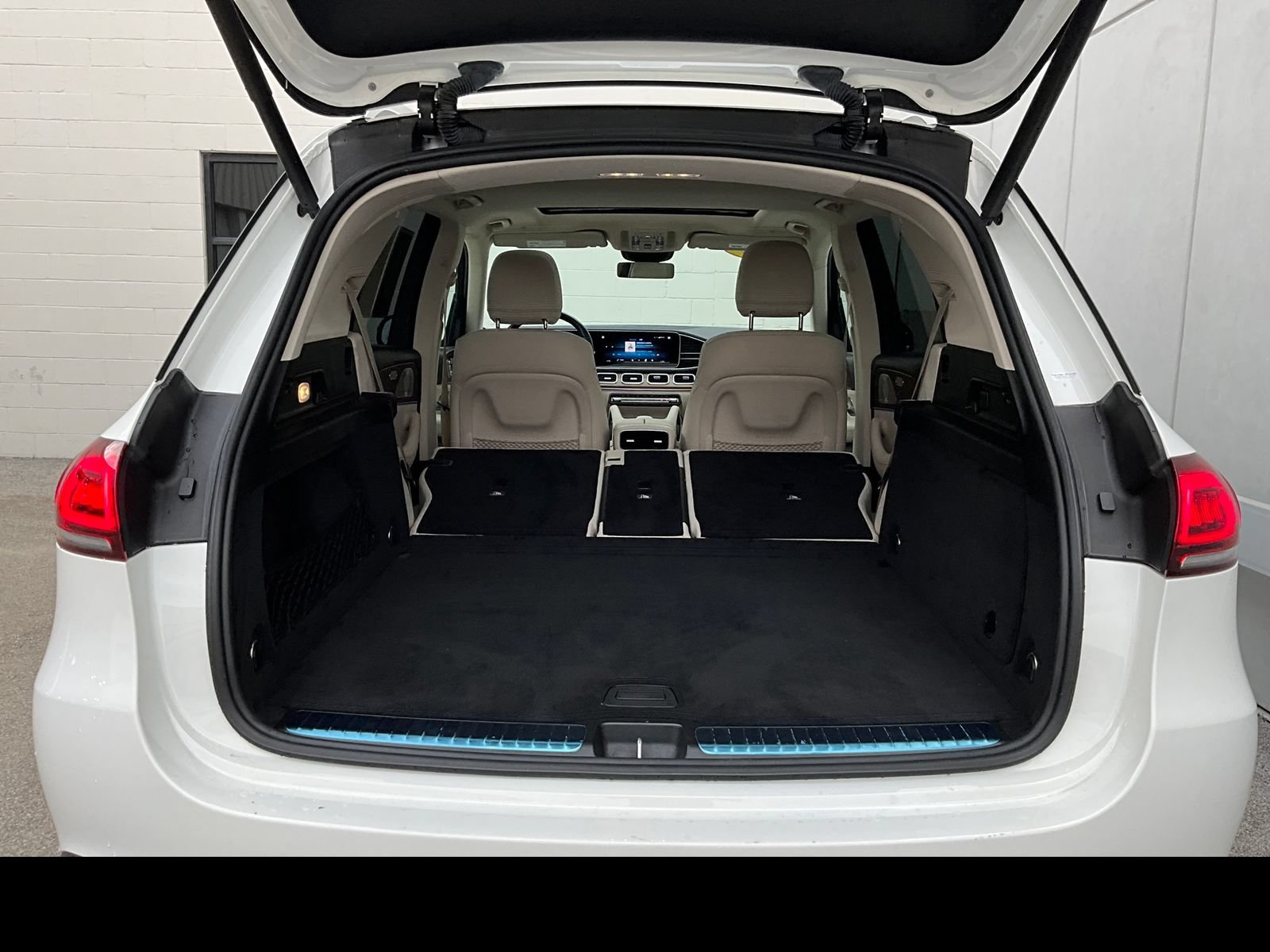 Used 2022 Mercedes-Benz GLE 350 4MATIC image 11