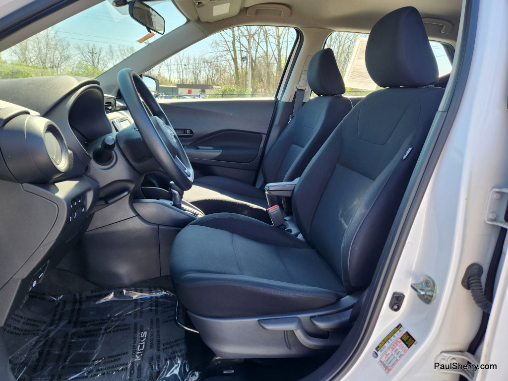 Used 2023 Nissan Kicks S image 24